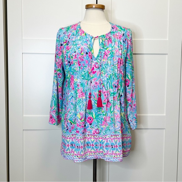 Lilly Pulitzer Tops - Lilly Pulitzer Marlina Tunic M Amalfi Blue Alligator Isle Engineered Tunic